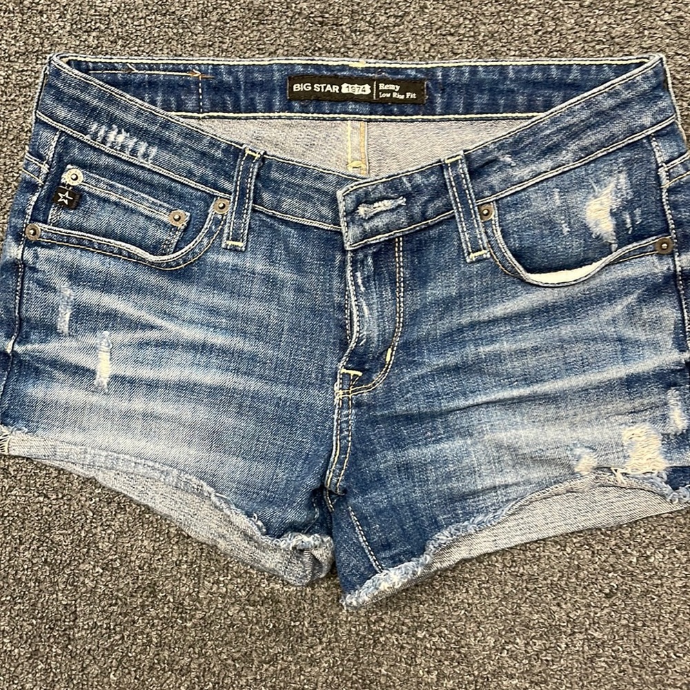 Big Star Medium Wash Remy Low Rise Denim Shorts